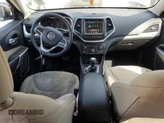 2017 Jeep Cherokee Latitude with VIN 1C4PJLCBXHW585608, listed as a Copart auction lot 53943055 with 62,927 mi miles and Salvage Title. Bid and sale history available at DreamBid. Image 8.