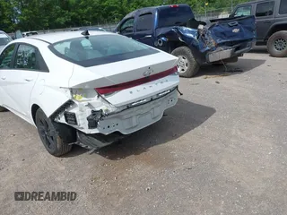 2022 Hyundai Elantra SEL z VIN 5NPLS4AG4NH081332, wystawiony jako IAAI lot #42307790 z przebiegiem 50 541 mil mil oraz . Historia ofert i sprzedaży dostępna na DreamBid. Obrazek 18.