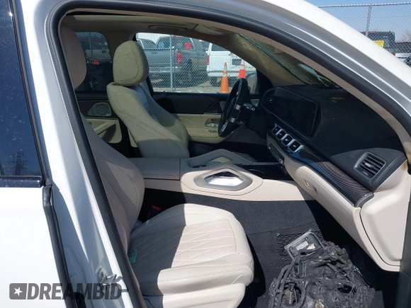 2021 Mercedes-Benz GLE 53 AMG with VIN 4JGFB6BB0MA284652, listed as a IAAI auction lot 41781323 with Not provided miles and . Bid and sale history available at DreamBid. Image 5.