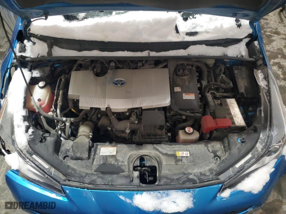 2020 Toyota Prius L Eco with VIN JTDKARFU7L3108218, listed as a Copart auction lot 45026925 with 90,704 mi miles and Salvage Title. Bid and sale history available at carsss.com. Image 13.
