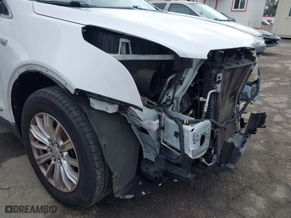 2018 Cadillac XT5 FWD with VIN 1GYKNARS3JZ160076, listed as a IAAI auction lot 41923317 with NaN miles. Bid and sale history available at carsss.com. Image 19.