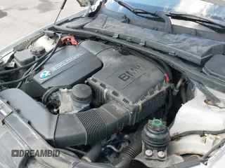2011 BMW 3 Series 335i xDrive с VIN WBAPL5G59BNN21838, выставлен на аукционе IAAI как лот 43024097 с пробегом 170 811 миль миль и . История ставок и продаж доступна на DreamBid. Изображение 19.
