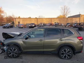 2022 Subaru Forester Limited with VIN JF2SKAPC2NH415436, listed as a IAAI auction lot 40855122 with 13,319 mi miles. Bid and sale history available at carsss.com. Image 14.