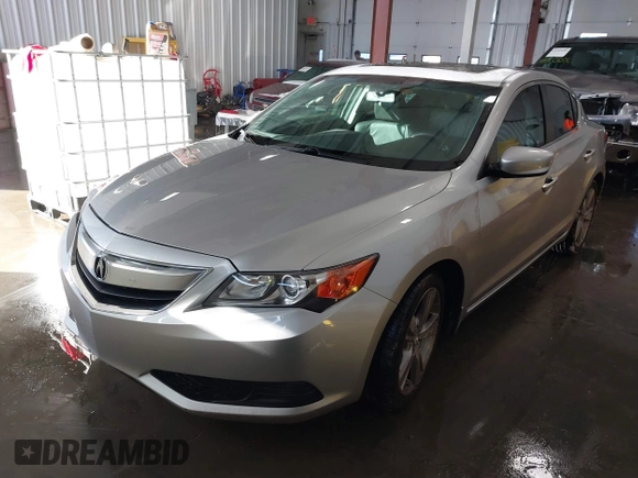 2015 Acura ILX with VIN 19VDE1F31FE006988, listed as a IAAI auction lot 41621229 with 50,222 mi miles. Bid and sale history available at carsss.com. Image 2.