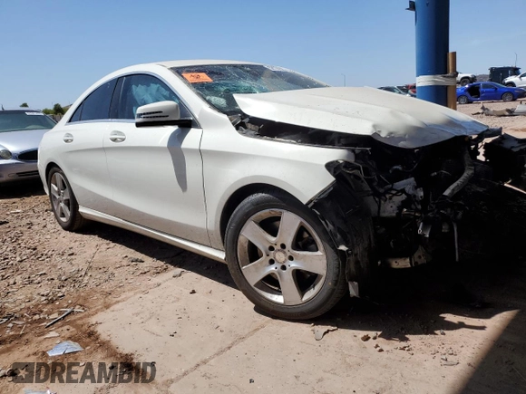 2017 Mercedes-Benz CLA 250 z VIN WDDSJ4EB8HN424635, wystawiony jako Copart lot #52174325 z przebiegiem 90 235 mil mil oraz Szkody całkowita. Historia ofert i sprzedaży dostępna na DreamBid. Obrazek 4.