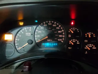 2002 GMC Yukon XL SLT with VIN 1GKFK16Z72J233875, listed as a Copart auction lot 46893385 with 277,177 mi miles and Clean Title. Bid and sale history available at carsss.com. Image 9.