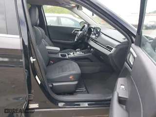 2024 Mitsubishi Outlander SE with VIN JA4J4VA85RZ051880, listed as a IAAI auction lot 41893694 with 28,881 mi miles. Bid and sale history available at carsss.com. Image 5.