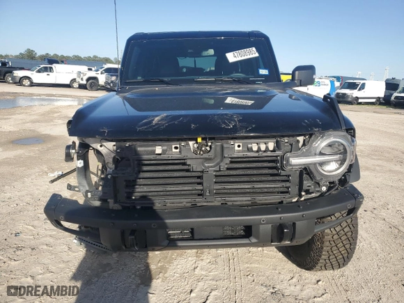 2024 Ford Bronco Badlands with VIN 1FMEE9BPXRLA90299, listed as a Copart auction lot 47808985 with 2,541 mi miles and Salvage Title. Bid and sale history available at carsss.com. Image 5.