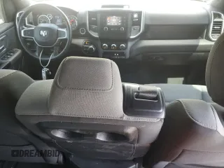 2022 Ram 1500 Big Horn с VIN 1C6RRFBG1NN278899, выставлен на аукционе Copart как лот 55427205 с пробегом 78 998 миль миль и На запчасти • Non repairable. История ставок и продаж доступна на DreamBid. Изображение 8.