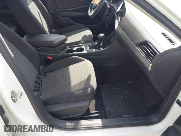 2019 Volkswagen Jetta S z VIN 3VWC57BU7KM243356, wystawiony jako IAAI lot #42334838 z przebiegiem 48 343 mil mil oraz . Historia ofert i sprzedaży dostępna na DreamBid. Obrazek 5.