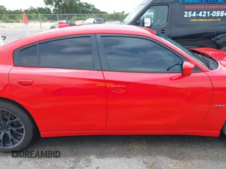 2016 Dodge Charger R/T with VIN 2C3CDXCT0GH226971, listed as a IAAI auction lot 42401544 with 151,424 mi miles and . Bid and sale history available at DreamBid. Image 13.