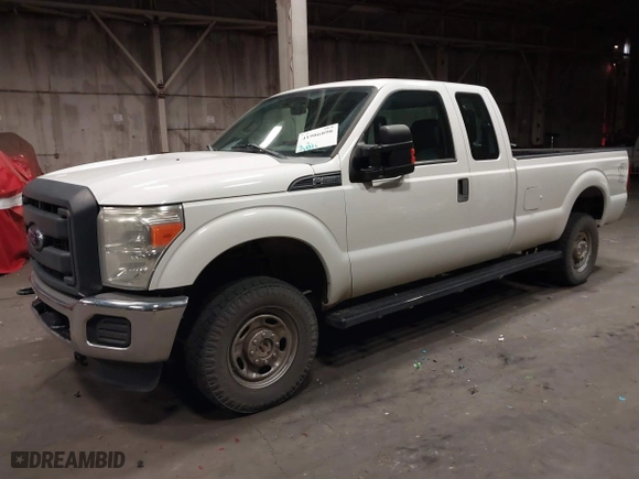 2015 Ford Super Duty F-250 SRW XLT with VIN 1FT7X2B60FEB13045, listed as a IAAI auction lot 41986898 with 299,377 mi miles. Bid and sale history available at carsss.com. Image 17.