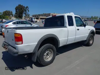 1998 Ford Ranger XL with VIN 1FTZR15U0WPA43378, listed as a IAAI auction lot 42164883 with 284,034 mi miles and . Bid and sale history available at DreamBid. Image 4.
