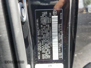 2025 Toyota Camry LE z VIN 4T1DAACK1SU566211, wystawiony jako Copart lot #60245455 z przebiegiem 9 223 mil mil oraz Czysty tytuł • Clean title. Historia ofert i sprzedaży dostępna na DreamBid. Obrazek 13.