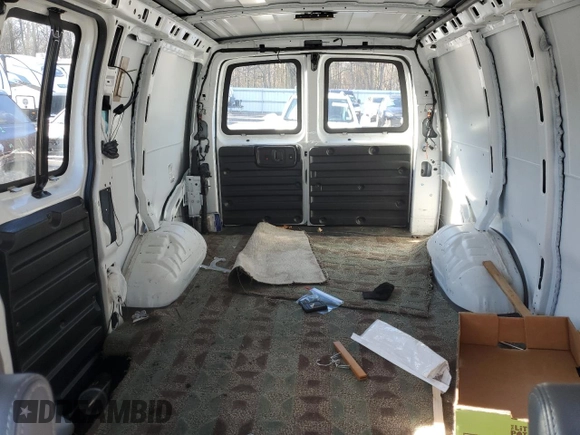 2019 GMC Savana Cargo Van with VIN 1GTW7AFP6K1216710, listed as a Copart auction lot 86695534 with 74,555 mi miles and Salvage Title. Bid and sale history available at carsss.com. Image 10.