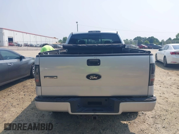 2006 Ford F-150 XLT с VIN 1FTPX14576FB54328, выставлен на аукционе IAAI как лот 42346791 с пробегом 90 248 миль миль и . История ставок и продаж доступна на DreamBid. Изображение 16.