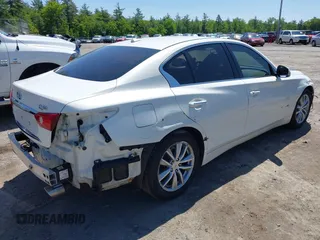 2014 Infiniti Q50 Sport with VIN JN1BV7AR3EM681886, listed as a IAAI auction lot 42382281 with 140,005 mi miles and . Bid and sale history available at DreamBid. Image 4.