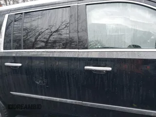 2018 Cadillac Escalade ESV Platinum z VIN 1GYS4KKJ4JR344128, wystawiony jako IAAI lot #41133274 z przebiegiem 159 941 mil mil oraz . Historia ofert i sprzedaży dostępna na DreamBid. Obrazek 13.