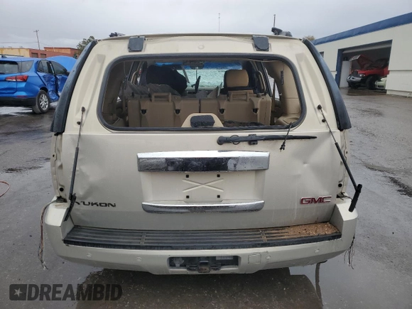 2007 GMC Yukon SLE with VIN 1GKFK13017R157472, listed as a Copart auction lot 79322014 with 0 mi miles and Salvage Title. Bid and sale history available at carsss.com. Image 6.