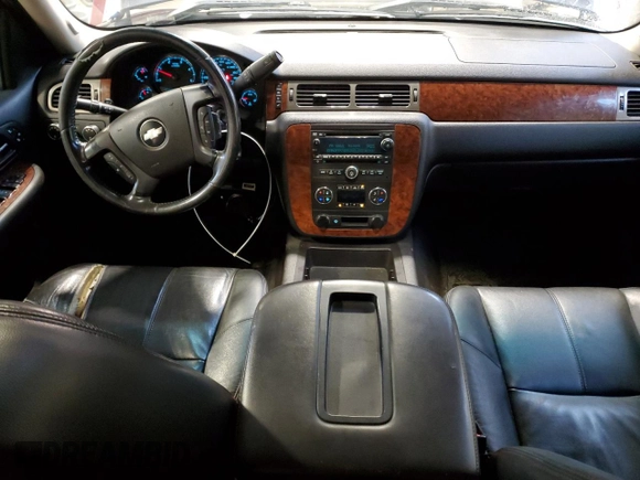 2008 Chevrolet Silverado 3500HD DRW LTZ with VIN 1GCJK33678F218901, listed as a Copart auction lot 89214035 with 556,746 mi miles and Clean Title. Bid and sale history available at carsss.com. Image 8.