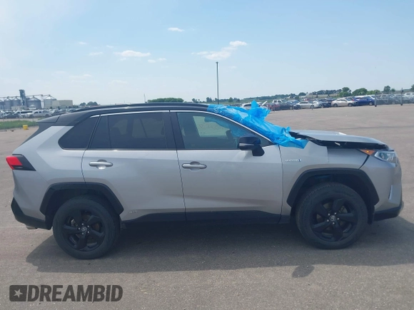 2020 Toyota RAV4 Hybrid XSE с VIN 2T3EWRFV8LW049670, выставлен на аукционе IAAI как лот 42432158 с пробегом 144 118 миль миль и . История ставок и продаж доступна на DreamBid. Изображение 13.