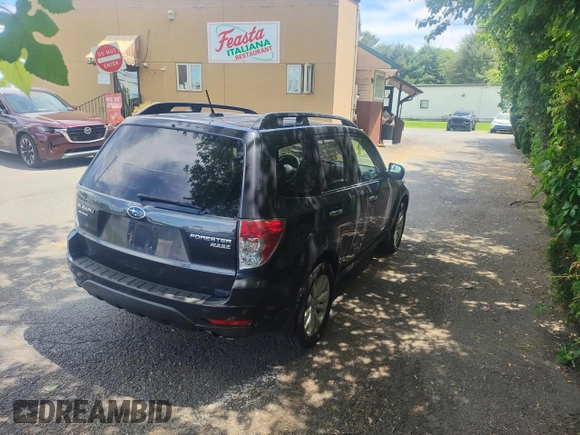 2013 Subaru Forester X Premium with VIN JF2SHADC8DH441587, listed as a Copart auction lot 58090975 with 163,170 mi miles and Clean title. Bid and sale history available at DreamBid. Image 4.