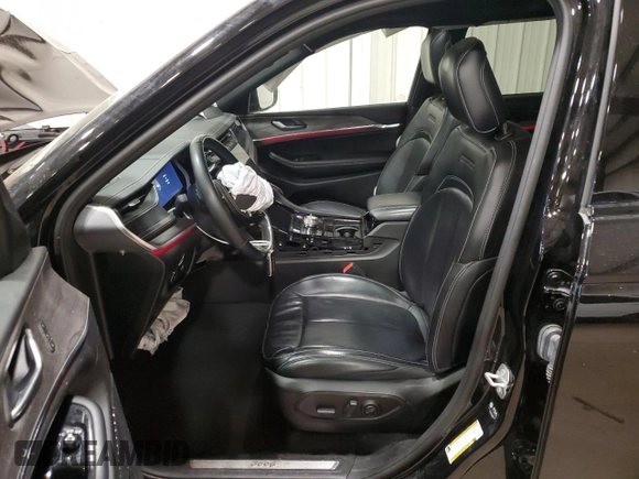 2022 Jeep Grand Cherokee Overland с VIN 1C4RJHDG8N8588345, выставлен на аукционе Copart как лот 49529885 с пробегом 64 061 миль миль и Списание • Salvage title. История ставок и продаж доступна на DreamBid. Изображение 7.