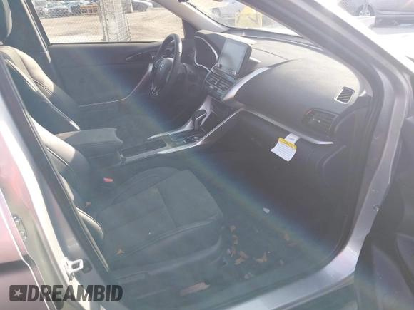 2024 Mitsubishi Eclipse Cross SE with VIN JA4ATWAA7RZ058728, listed as a IAAI auction lot 42476292 with 6,594 mi miles and . Bid and sale history available at DreamBid. Image 5.