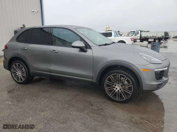 2018 Porsche Cayenne S with VIN WP1AB2A24JLA61084, listed as a Copart auction lot 55289314 with 68,053 mi miles. Bid and sale history available at carsss.com. Image 4.