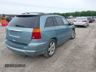 2008 Chrysler Pacifica Touring z VIN 2A8GM68X28R634539, wystawiony jako IAAI lot #42300301 z przebiegiem 113 621 mil mil oraz . Historia ofert i sprzedaży dostępna na DreamBid. Obrazek 4.