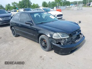 1998 Honda Civic CX with VIN 2HGEJ6321WH112881, listed as a IAAI auction lot 39855441 with 197,139 mi miles. Bid and sale history available at carsss.com. Image 1.