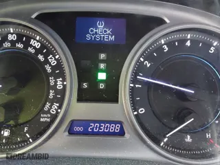 2008 Lexus IS 250 with VIN JTHCK262282024889, listed as a IAAI auction lot 41459279 with 203,088 mi miles. Bid and sale history available at carsss.com. Image 7.