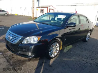 2009 Toyota Avalon XL with VIN 4T1BK36B69U325444, listed as a IAAI auction lot 41403510 with 134,958 mi miles. Bid and sale history available at carsss.com. Image 17.