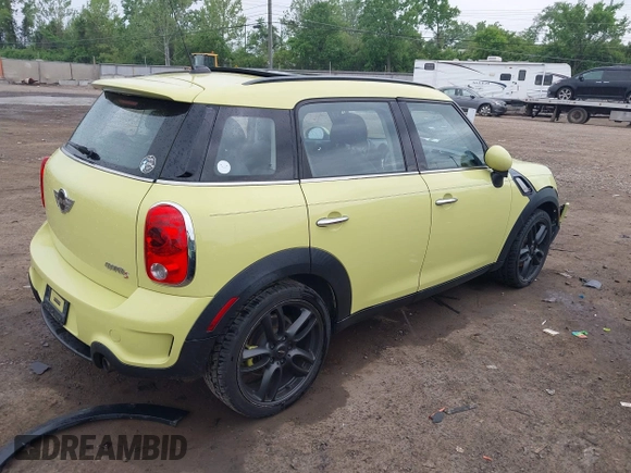 2012 MINI Countryman S z VIN WMWZC3C59CWL82955, wystawiony jako IAAI lot #42237702 z przebiegiem 61 903 mil mil oraz . Historia ofert i sprzedaży dostępna na DreamBid. Obrazek 4.