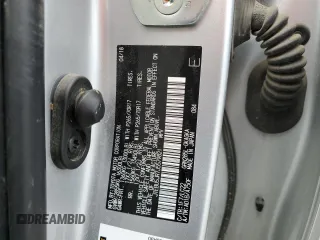2018 Toyota 4Runner SR5 z VIN JTEBU5JR7J5579821, wystawiony jako Copart lot #56199925 z przebiegiem Nie podano mil oraz Szkoda całkowita • Salvage title. Historia ofert i sprzedaży dostępna na DreamBid. Obrazek 13.