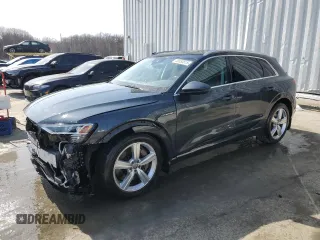 2019 Audi e-tron Premium Plus z VIN WA1LAAGEXKB015138, wystawiony jako Copart lot #48853815 z przebiegiem 35 816 mil mil oraz Szkody całkowita. Historia ofert i sprzedaży dostępna na DreamBid. Obrazek 1.