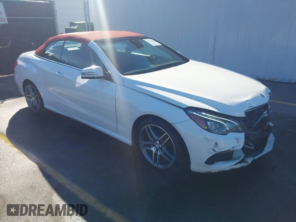 2016 Mercedes-Benz E 400 with VIN WDDKK6FF8GF324652, listed as a IAAI auction lot 41326518 with 166,521 mi miles and . Bid and sale history available at carsss.com. Image 1.