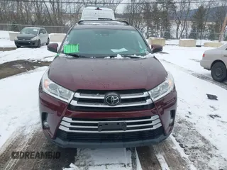 2018 Toyota Highlander LE с VIN 5TDBZRFH6JS903123, выставлен на аукционе IAAI как лот 41564004 с пробегом 109 852 миль миль и . История ставок и продаж доступна на DreamBid. Изображение 12.