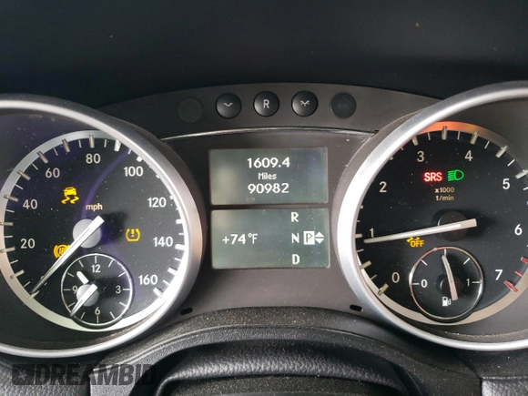 2012 Mercedes-Benz GL 450 z VIN 4JGBF7BE7CA776984, wystawiony jako Copart lot #56158415 z przebiegiem 90 982 mil mil oraz Szkoda całkowita • Salvage title. Historia ofert i sprzedaży dostępna na DreamBid. Obrazek 9.