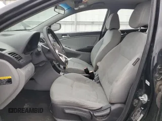 2014 Hyundai Accent SE z VIN KMHCU5AE4EU183469, wystawiony jako Copart lot #52501505 z przebiegiem 112 034 mil mil oraz Szkoda całkowita • Salvage title. Historia ofert i sprzedaży dostępna na DreamBid. Obrazek 7.