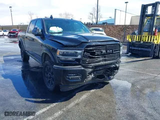 2022 Ram 2500 Laramie with VIN 3C6UR5FL2NG377414, listed as a IAAI auction lot 41492443 with 100,477 mi miles. Bid and sale history available at carsss.com. Image 1.