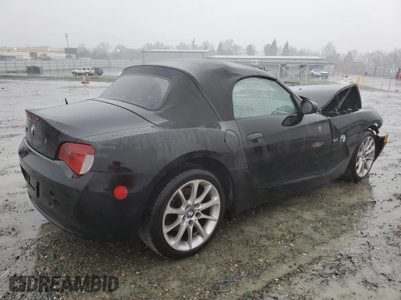 2007 BMW Z4 3.0i with VIN 4USBU33517LW70472, listed as a Copart auction lot 86463984 with 107,115 mi miles and Salvage Title. Bid and sale history available at carsss.com. Image 3.