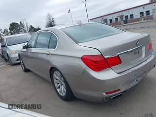 2011 BMW 7 Series 750Li xDrive with VIN WBAKC8C53BC432280, listed as a IAAI auction lot 41520006 with 114,135 mi miles. Bid and sale history available at carsss.com. Image 3.