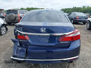 2016 Honda Accord Sport z VIN 1HGCR2F59GA046384, wystawiony jako IAAI lot #42460840 z przebiegiem 184 329 mil mil oraz . Historia ofert i sprzedaży dostępna na DreamBid. Obrazek 16.