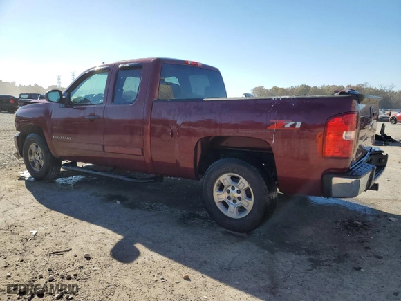 2008 Chevrolet Silverado 1500 LT w/2LT with VIN 1GCEC19J88Z276772, listed as a Copart auction lot 83610304 with 196,689 mi miles and Salvage Title. Bid and sale history available at carsss.com. Image 2.