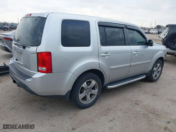 2013 Honda Pilot EX-L with VIN 5FNYF3H58DB018126, listed as a IAAI auction lot 41536720 with 127,984 mi miles. Bid and sale history available at carsss.com. Image 4.