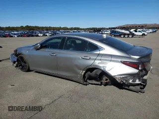 2019 Lexus ES with VIN 58ABZ1B19KU010665, listed as a Copart auction lot 46840835 with 68,587 mi miles and Salvage Title. Bid and sale history available at carsss.com. Image 2.