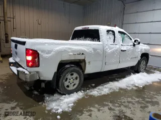 2007 Chevrolet Silverado 1500 LT w/1LT with VIN 2GCEK19C071726698, listed as a Copart auction lot 83688154 with 349,050 mi miles and Salvage Title. Bid and sale history available at carsss.com. Image 3.