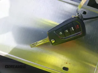 2023 Toyota Camry SE z VIN 4T1G11AK3PU735202, wystawiony jako IAAI lot #41874542 z przebiegiem 54 708 mil mil oraz . Historia ofert i sprzedaży dostępna na DreamBid. Obrazek 11.