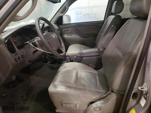 2003 Toyota Sequoia SR5 with VIN 5TDBT44AX3S194080, listed as a Copart auction lot 44201045 with 199,638 mi miles and Salvage Title. Bid and sale history available at carsss.com. Image 7.